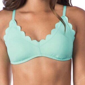 NWT La Blanca Swimwear Petal Pusher Bikini swim